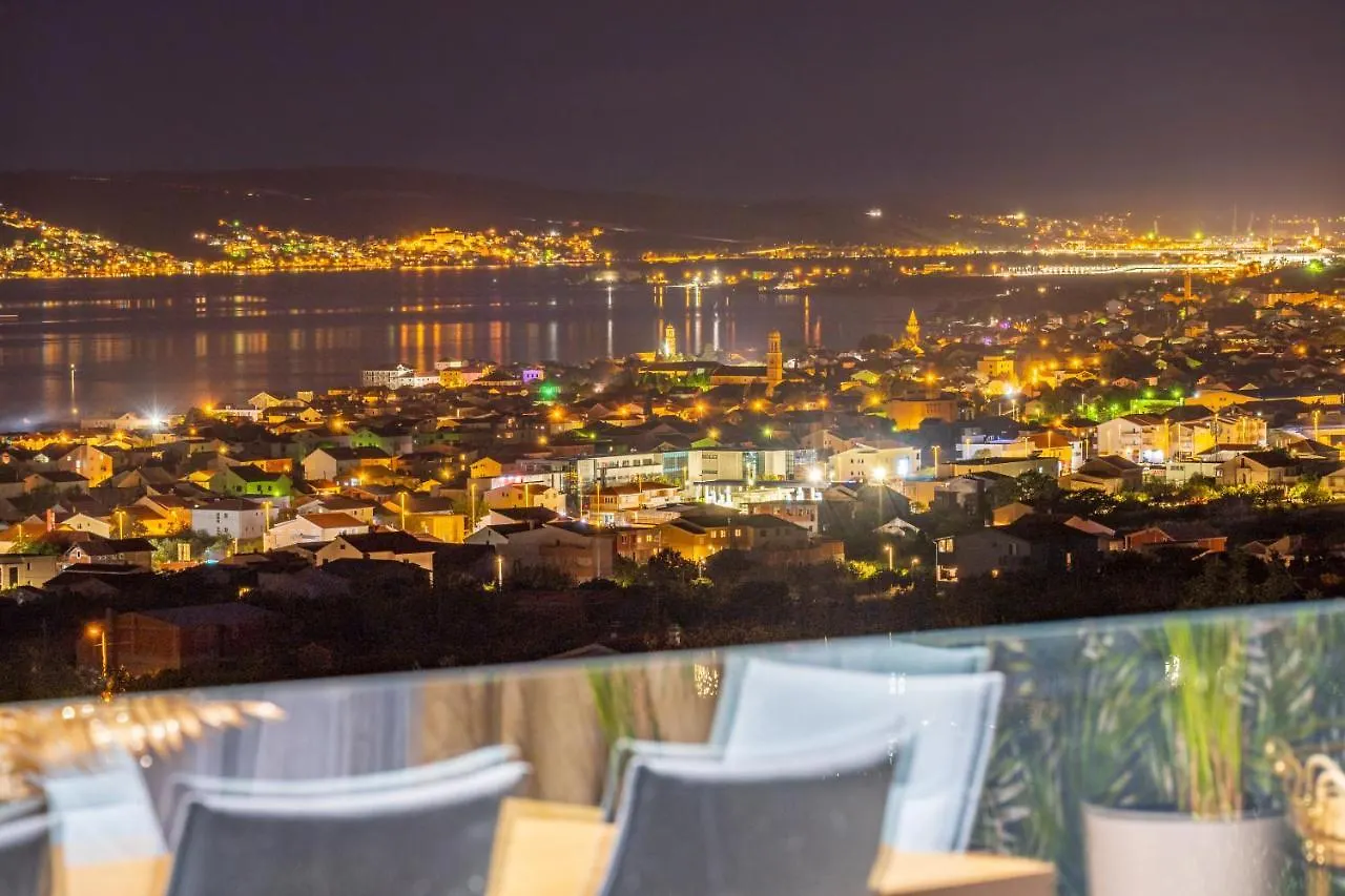 Dalmatian Oasis Luxury Villa Kastela