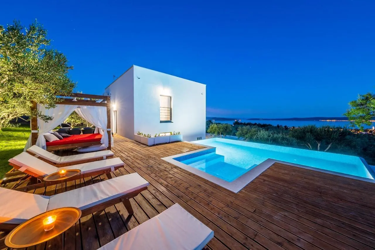 Dalmatian Oasis Luxury Villa Kastela 0*,  Croatia