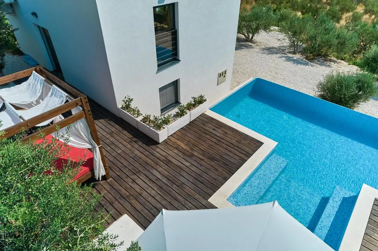 Dalmatian Oasis Luxury Villa Kastela