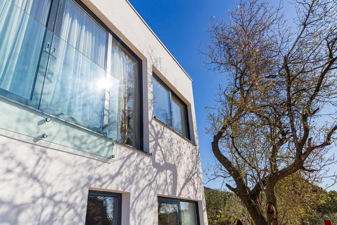 Dalmatian Oasis Luxury Villa Kastela