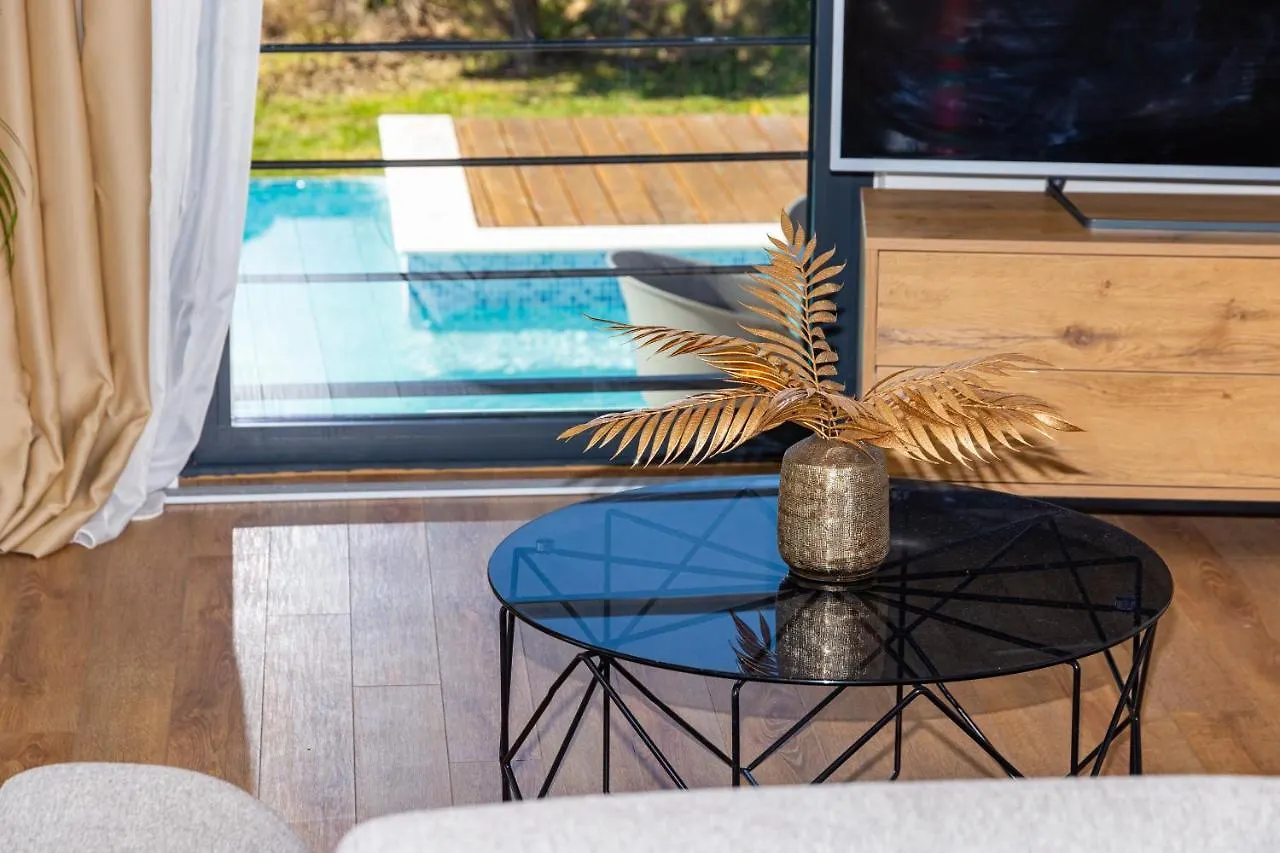 Dalmatian Oasis Luxury Villa Kastela