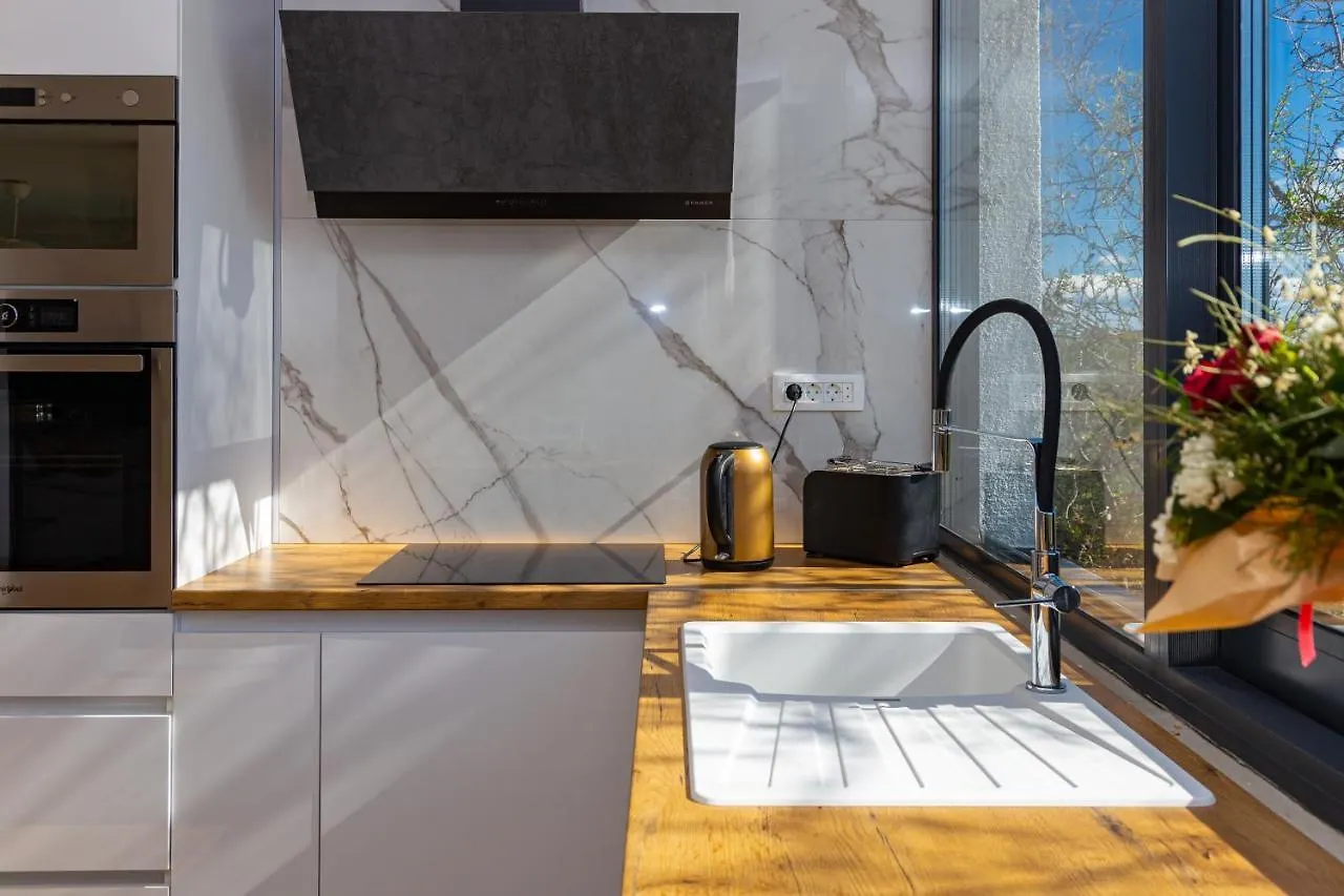 Dalmatian Oasis Luxury Villa Kastela