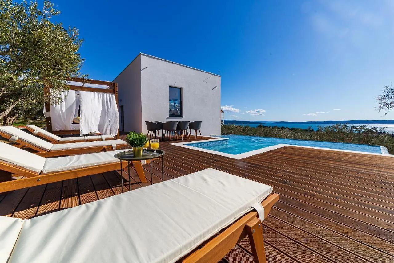 Dalmatian Oasis Luxury Villa Kastela Croatia